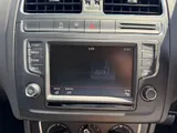 2015 Volkswagen Polo thumbnail 26