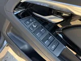 2019 Land Rover Range Rover Evoque thumbnail 24