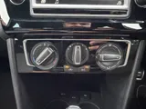 2017 Volkswagen Polo thumbnail 39