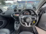 2017 Smart Fortwo thumbnail 22