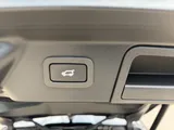 2017 Land Rover Range Rover Velar thumbnail 67