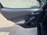 2017 Ford Fiesta thumbnail 36