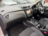 2018 Nissan Qashqai thumbnail 23
