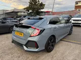 2017 Honda Civic thumbnail 9