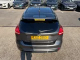 2018 Ford Focus thumbnail 12