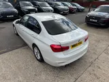 2015 BMW 3 Series thumbnail 13
