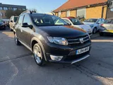 2014 Dacia Sandero thumbnail 5
