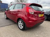 2015 Ford Fiesta thumbnail 11