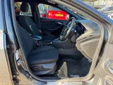 2018 Ford Focus thumbnail 22