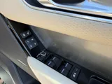2017 Land Rover Range Rover Velar thumbnail 15