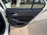 2018 Mercedes-Benz GLA thumbnail 33