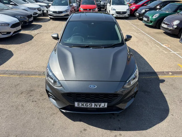 2019 Ford Focus — photo 4