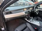 2016 BMW 5 Series thumbnail 35