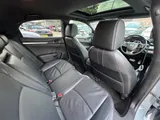2017 Honda Civic thumbnail 24