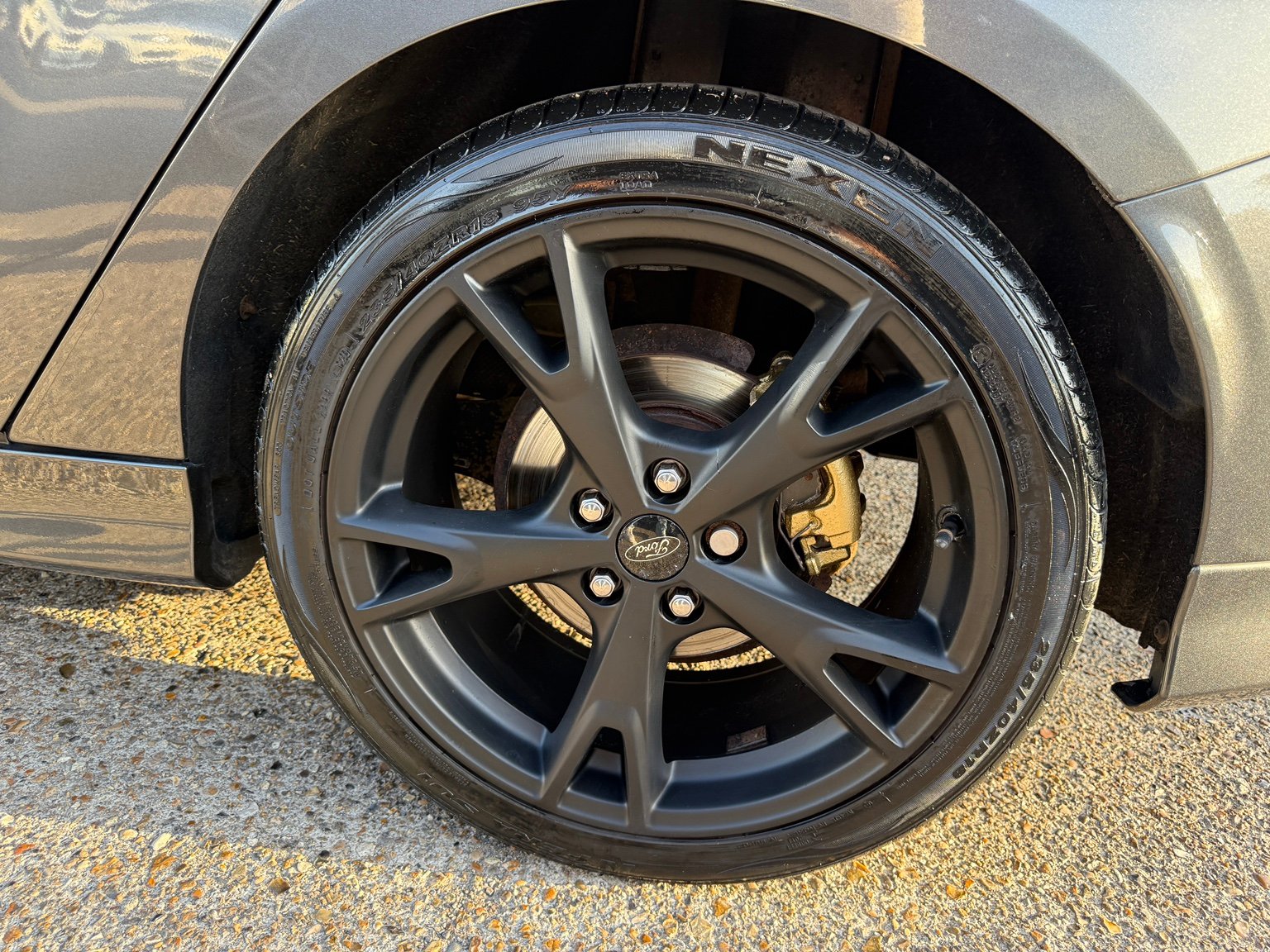 2016 Ford Focus thumbnail 23