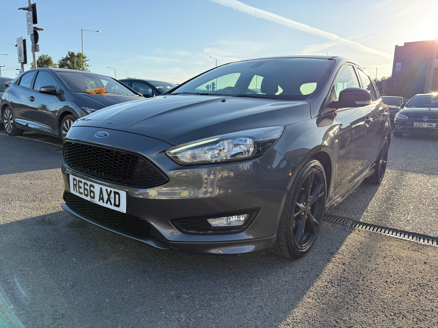 2016 Ford Focus thumbnail 7