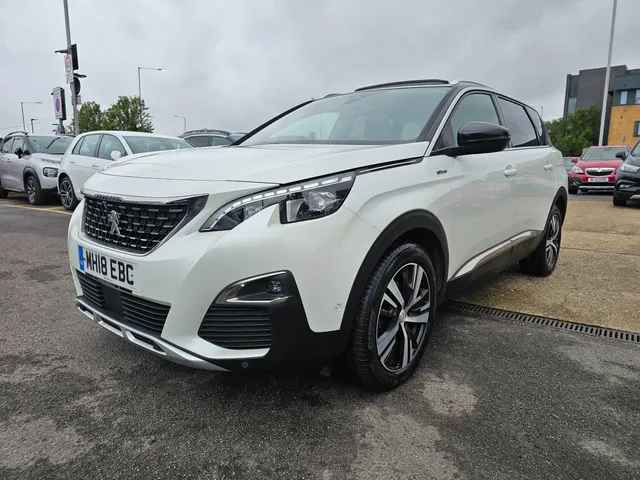 2018 Peugeot 5008 — photo 4