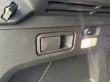 2020 Peugeot 3008 thumbnail 43