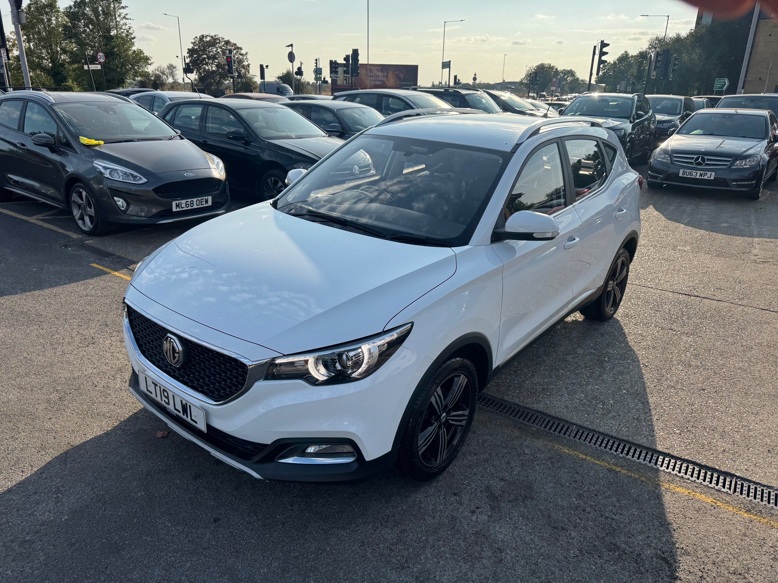 MG ZS