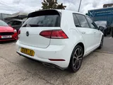 2019 Volkswagen Golf thumbnail 11