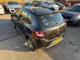 2014 Dacia Sandero thumbnail 10