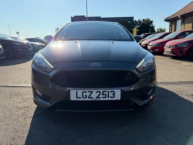 2018 Ford Focus — photo 4