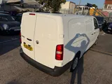 2020 Vauxhall Vivaro thumbnail 8