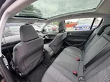 2018 Peugeot 308 thumbnail 21