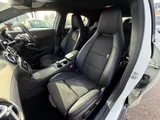 2018 Mercedes-Benz GLA thumbnail 32