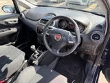 2016 Fiat Punto thumbnail 18