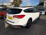 2019 Ford Focus thumbnail 9