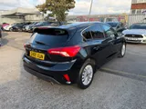2019 Ford Focus thumbnail 9