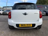 2015 Mini Countryman thumbnail 12