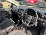 2017 Ford Fiesta thumbnail 19