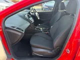 2018 Ford Focus thumbnail 43