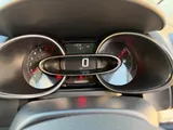 2017 Renault Clio thumbnail 19