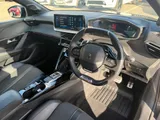 2023 Peugeot 208 thumbnail 17