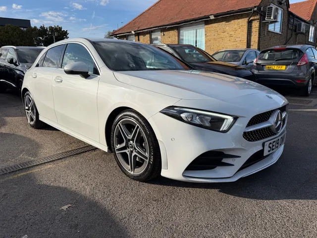 2019 Mercedes-Benz A-Class — photo 2