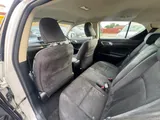 2016 Lexus CT thumbnail 27