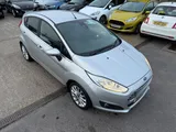 2015 Ford Fiesta thumbnail 2