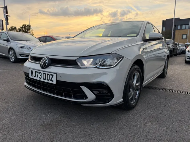 2023 Volkswagen Polo — photo 4