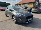 2018 Ford Fiesta thumbnail 4
