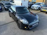 2014 Mini Hatch thumbnail 3