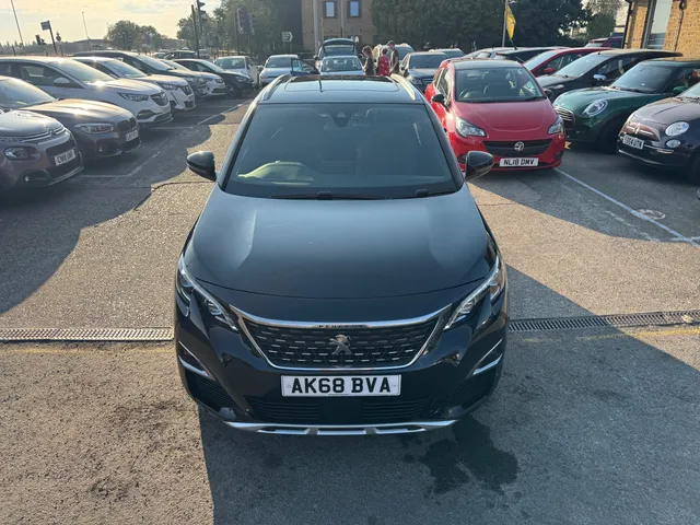 2019 Peugeot 3008 — photo 4