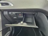 2019 Peugeot 2008 thumbnail 29