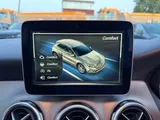 2017 Mercedes-Benz GLA thumbnail 33