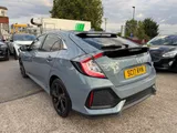 2017 Honda Civic thumbnail 11