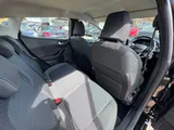 2017 Ford Fiesta thumbnail 31