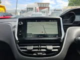 2019 Peugeot 2008 thumbnail 25
