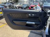 2018 Ford Mustang thumbnail 50